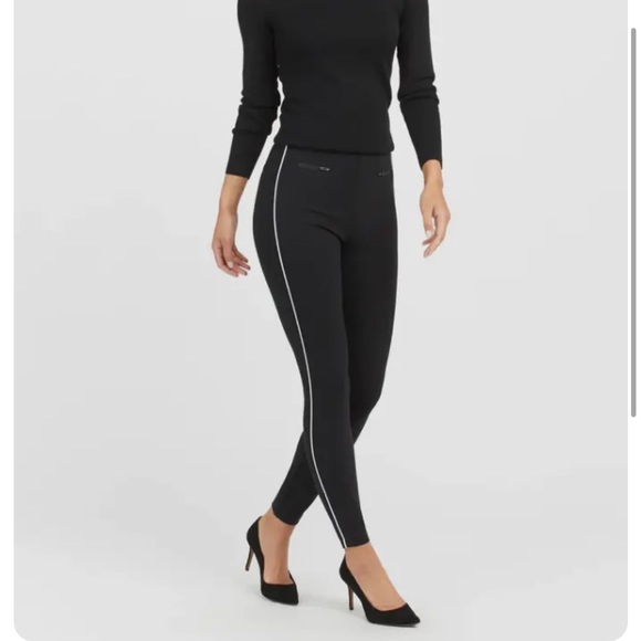 Spanx Ankle Piped Skinny Perfect Pant | Medium, Petite | Spanx Perfect Pant - Picture 3 of 10